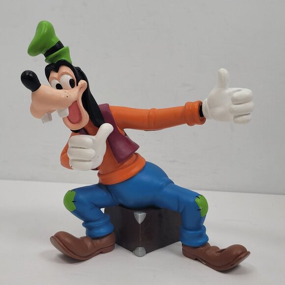 Disney Other - Disney Goofy Sitting on Box Disney Picture Frame 4x6 Peekaboo 3-D Figure